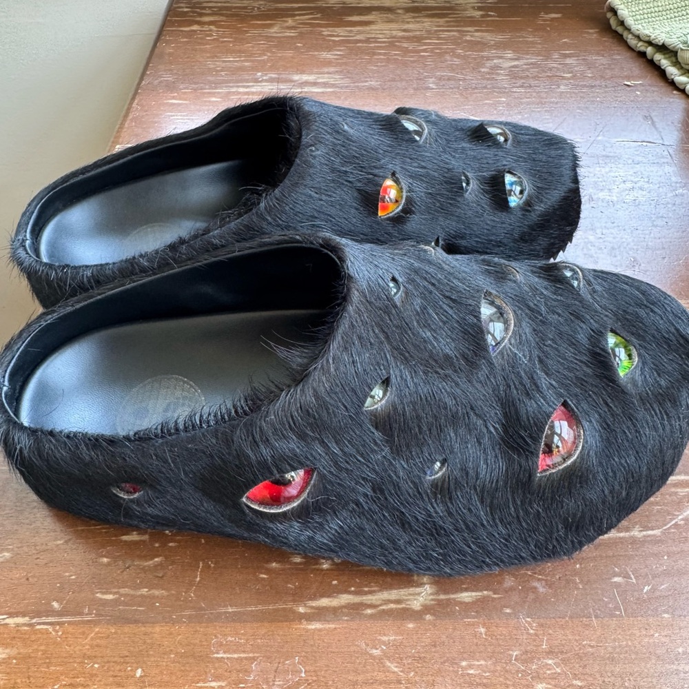 Esenes Worldwide Eyeball Mules - Black (US Men's Size 7) - Picture 3 of 7